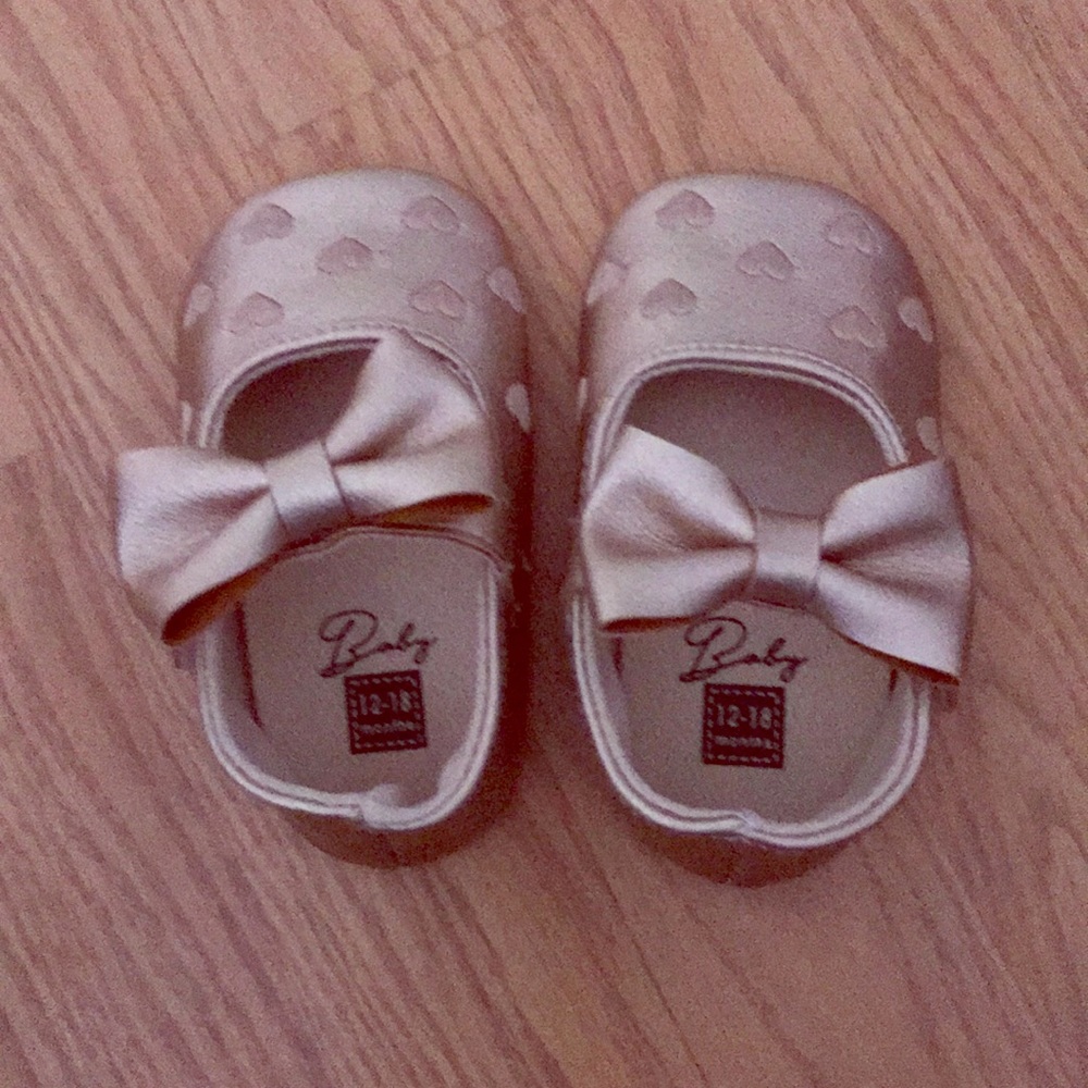 Baby girl shoes never worn
